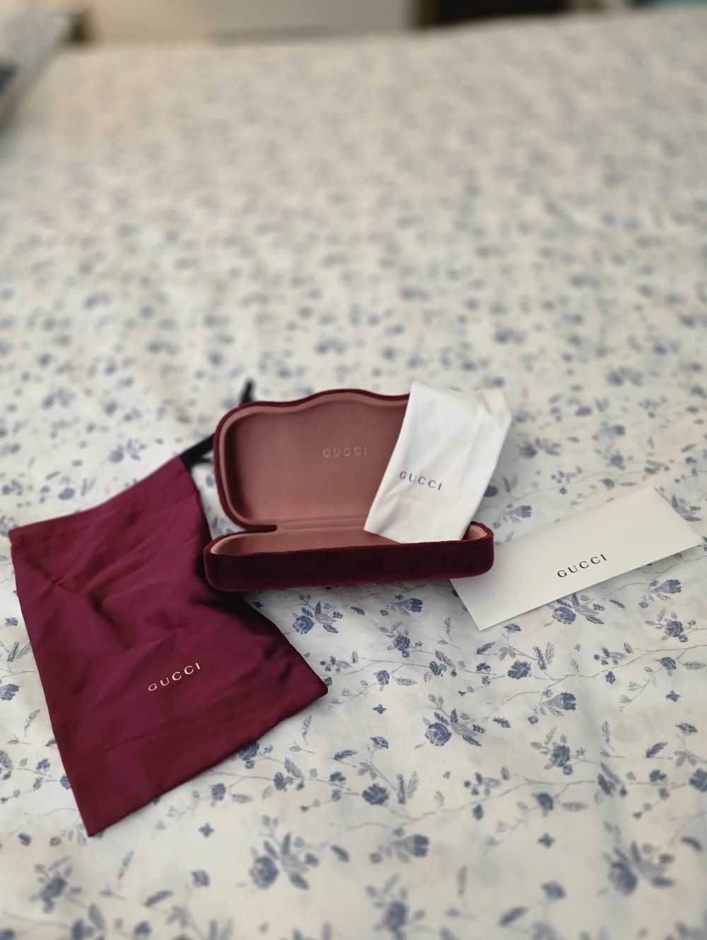 Gucci Sunglasses Case with Dust Bag - Burgundy